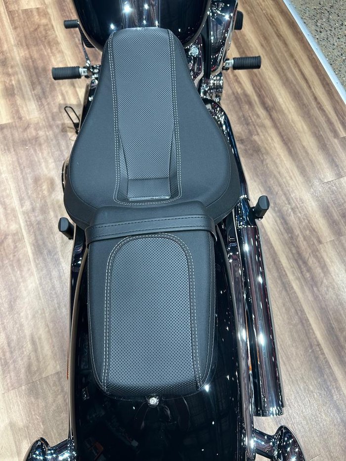 2025 Harley-Davidson Breakout 117 (FXBR) Softail Black