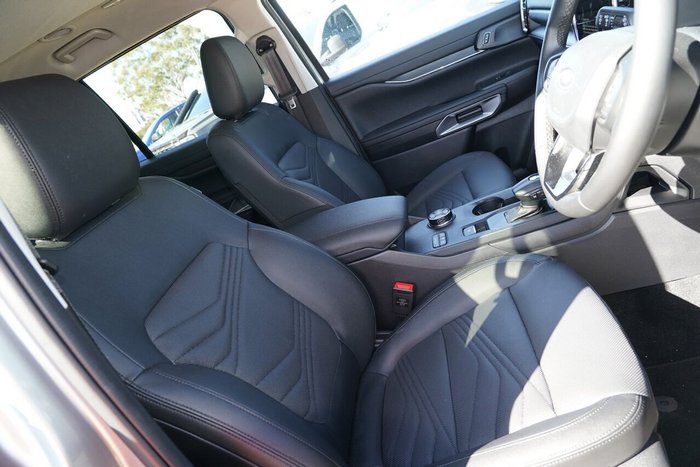 2025 Ford Everest Black Edition