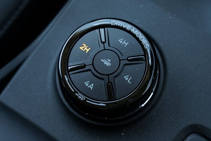 2025 Ford Everest Black Edition