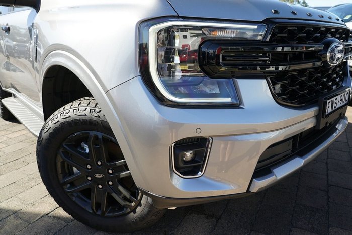 2025 Ford Everest Black Edition