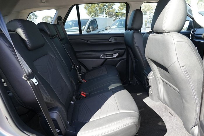 2025 Ford Everest Black Edition