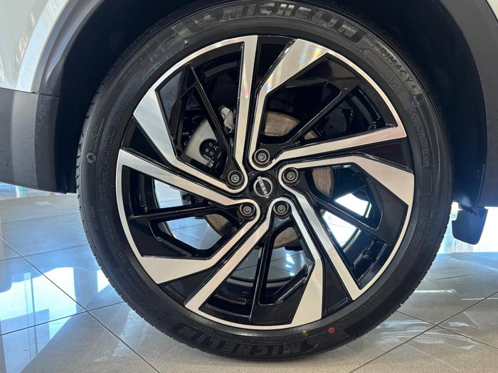 2026 Nissan QASHQAI Ti-L e-POWER J12 MY26 Pearl White with Onyx Black Roof