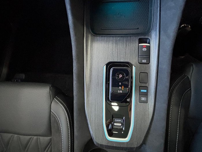 2026 Nissan QASHQAI Ti-L e-POWER J12 MY26 Pearl White with Onyx Black Roof