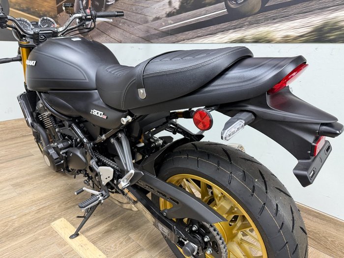 2025 Kawasaki Z900RS SE Black