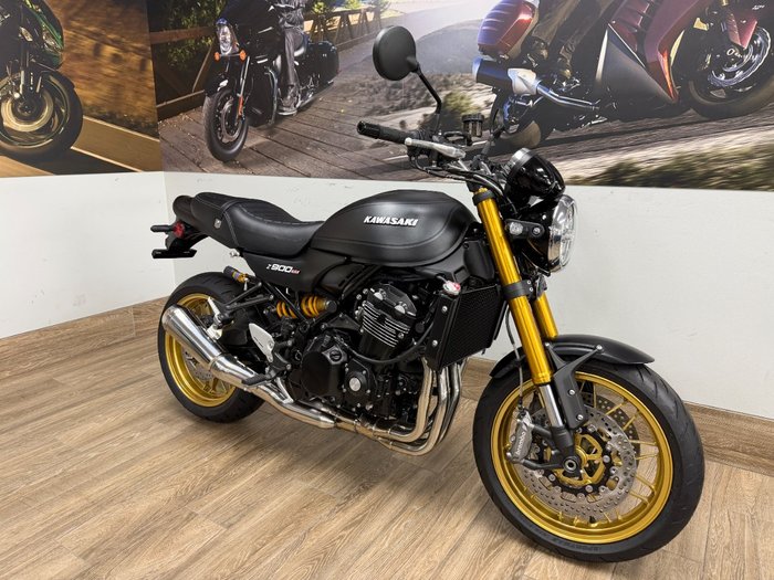 2025 Kawasaki Z900RS SE Black