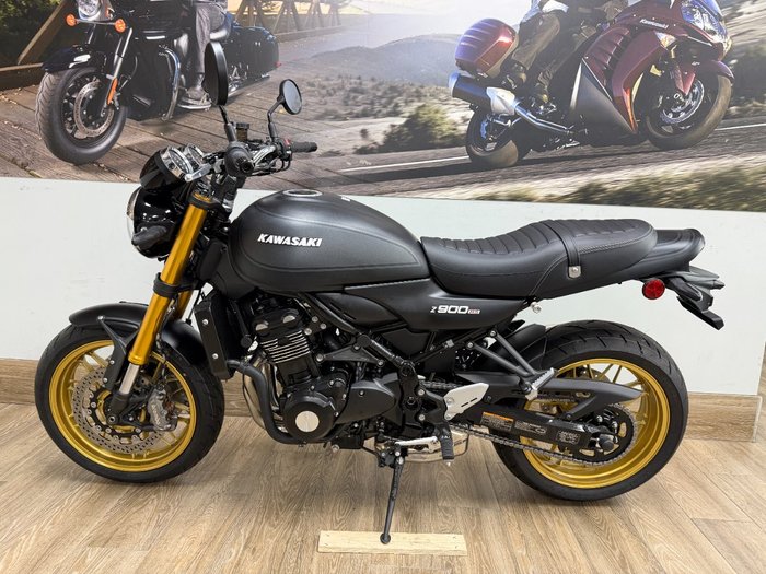 2025 Kawasaki Z900RS SE Black