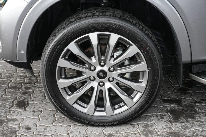 2024 Ford Everest Platinum