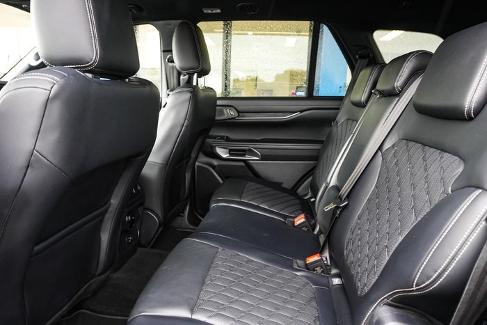 2024 Ford Everest Platinum