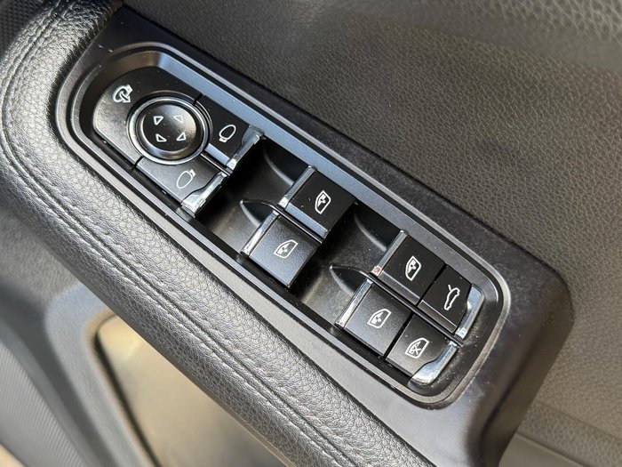 2022 Porsche Macan S 95B MY22 AWD Jet Black