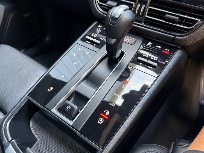 2022 Porsche Macan S 95B MY22 AWD Jet Black