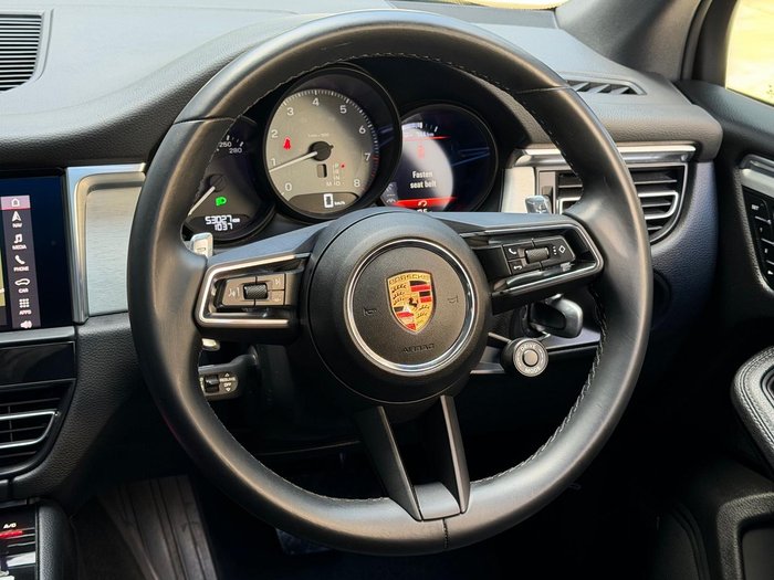 2022 Porsche Macan S 95B MY22 AWD Jet Black