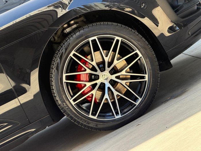 2022 Porsche Macan S 95B MY22 AWD Jet Black