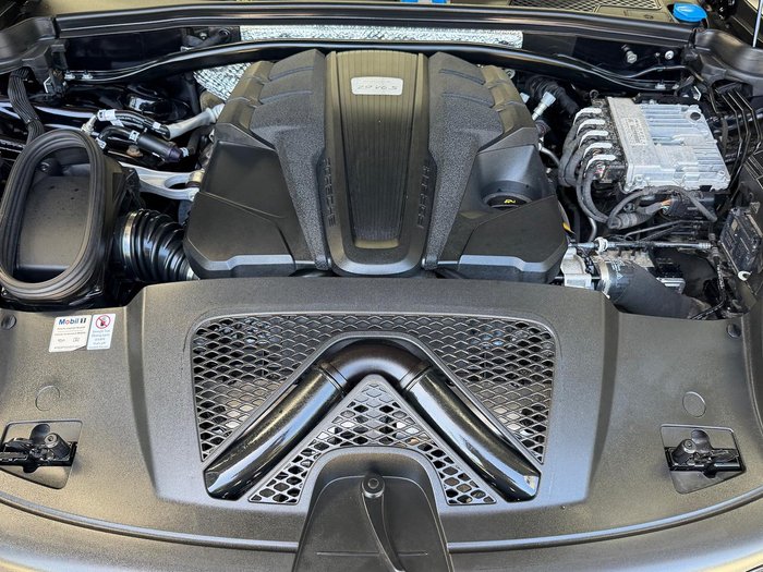 2022 Porsche Macan S 95B MY22 AWD Jet Black