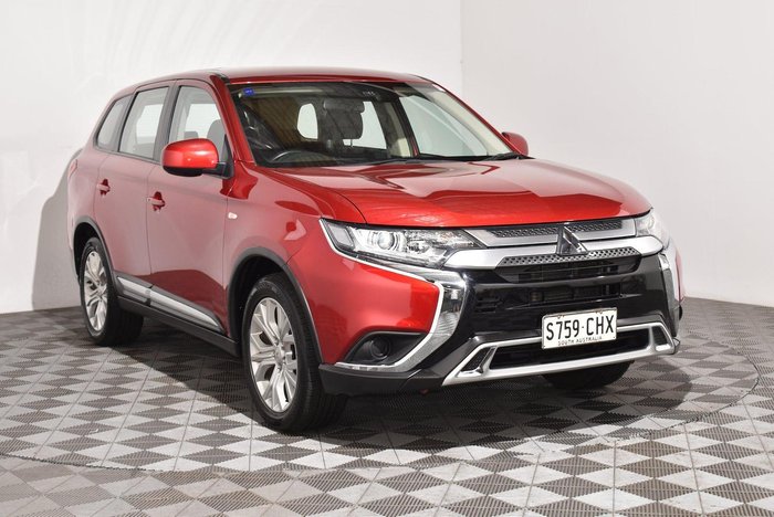 2020 Mitsubishi Outlander ES