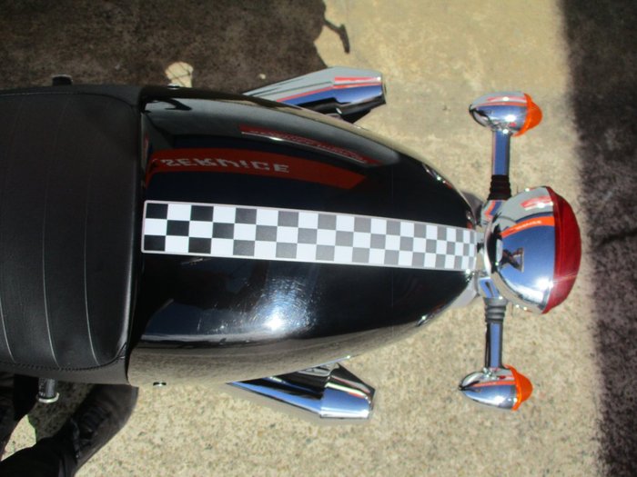 2004 Triumph THRUXTON 900 BLACK