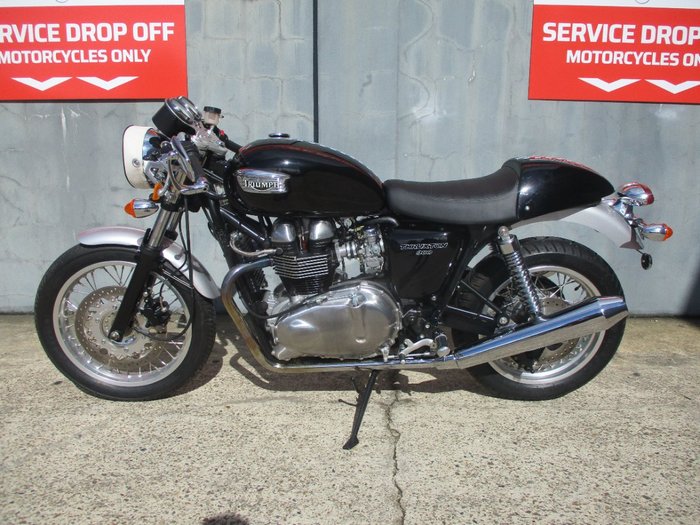 2004 Triumph THRUXTON 900 BLACK