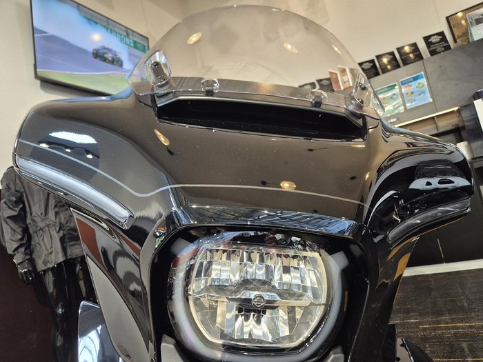 2025 Harley-Davidson Street Glide Ultra 117 (FLHXU) Touring Black