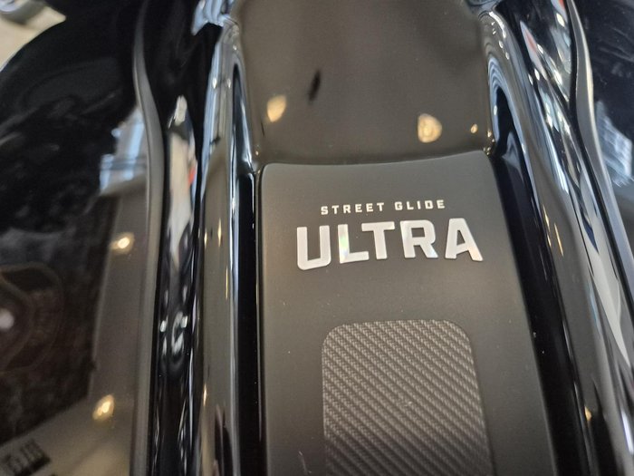 2025 Harley-Davidson Street Glide Ultra 117 (FLHXU) Touring Black