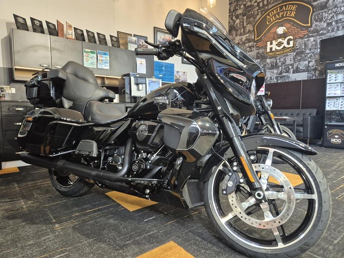 2025 Harley-Davidson Street Glide Ultra 117 (FLHXU) Touring Black