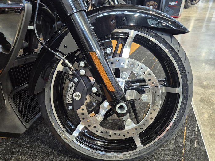 2025 Harley-Davidson Street Glide Ultra 117 (FLHXU) Touring Black