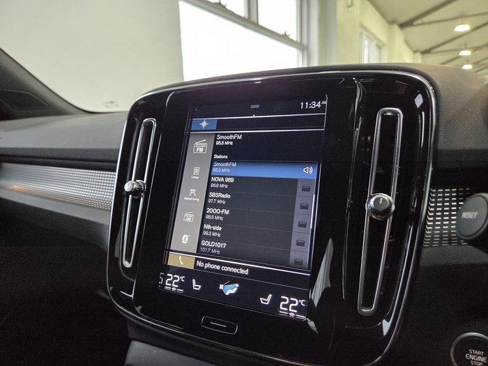 2020 Volvo XC40 T5 R-Design