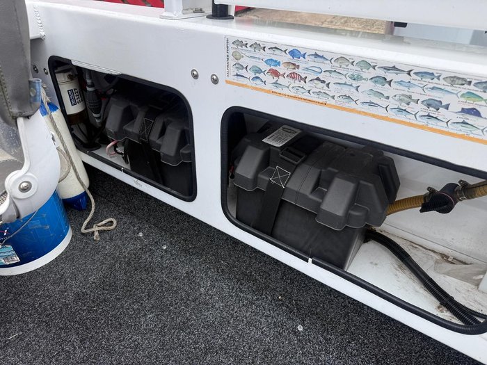 2014 Formosa Sea-Rod Offshore 480 Side Console