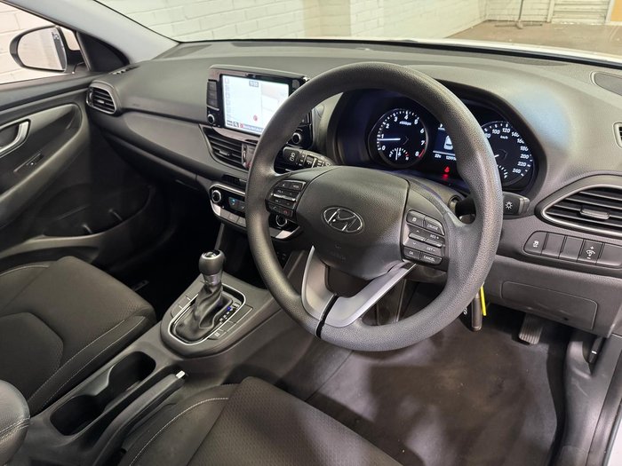 2017 Hyundai i30 Active PD MY18 Polar White