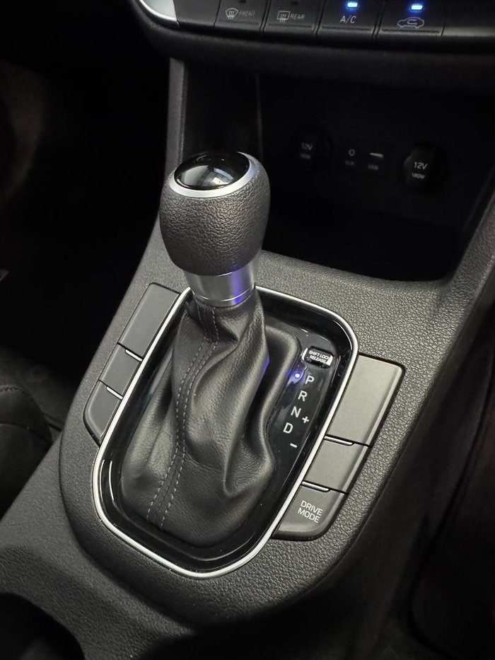 2017 Hyundai i30 Active PD MY18 Polar White