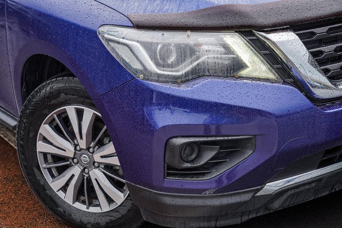 2019 Nissan Pathfinder ST+