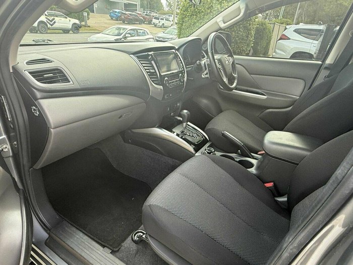 2018 Mitsubishi Triton Blackline