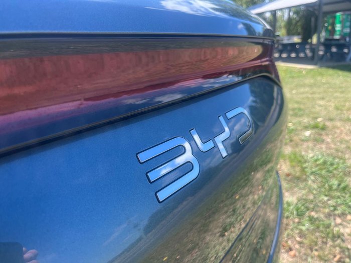 2025 BYD SEALION 8 Premium AWD