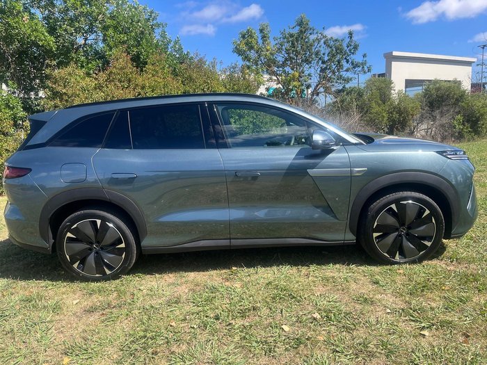 2025 BYD SEALION 8 Premium AWD