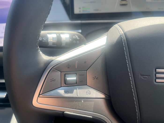 2025 BYD SEALION 8 Premium AWD