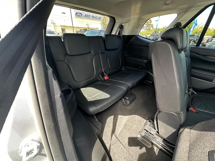 2025 Ford Everest Black Edition