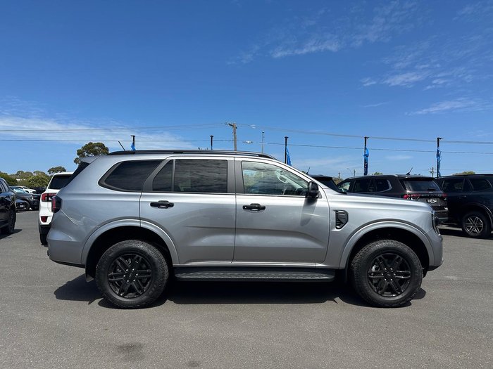 2025 Ford Everest Black Edition
