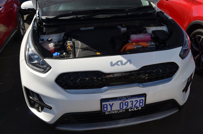 2021 Kia Niro Hybrid Sport