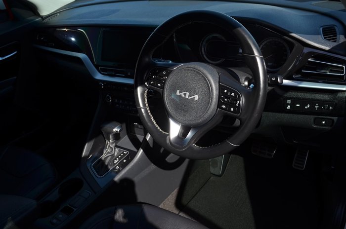 2021 Kia Niro Hybrid Sport