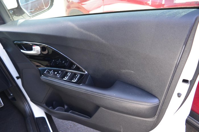 2021 Kia Niro Hybrid Sport