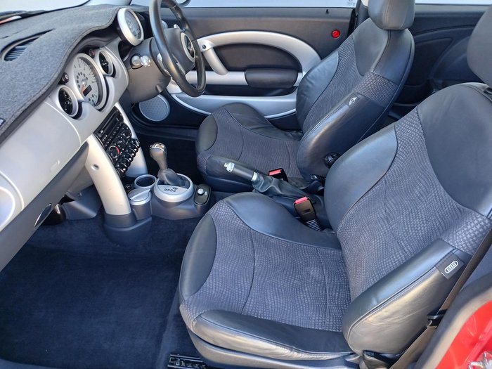 2004 MINI Hatch Cooper R50 MY05 Chilli Red