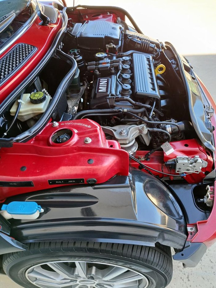 2004 MINI Hatch Cooper R50 MY05 Chilli Red