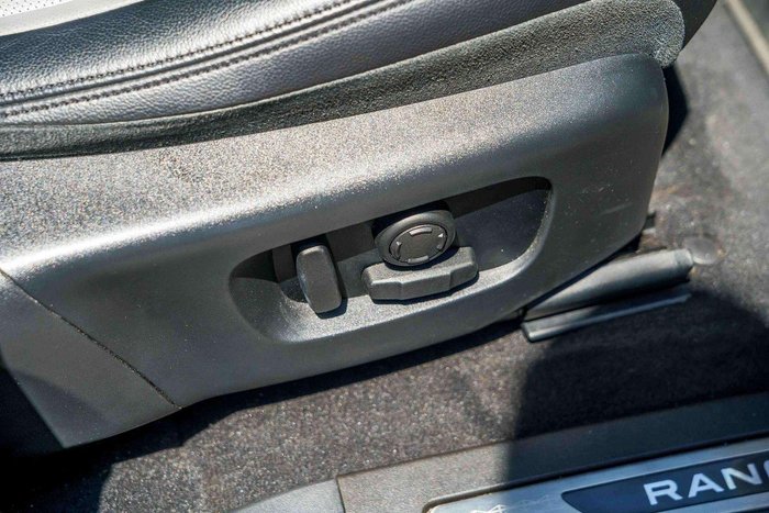 2022 Land Rover Range Rover Velar P250 R-Dynamic S