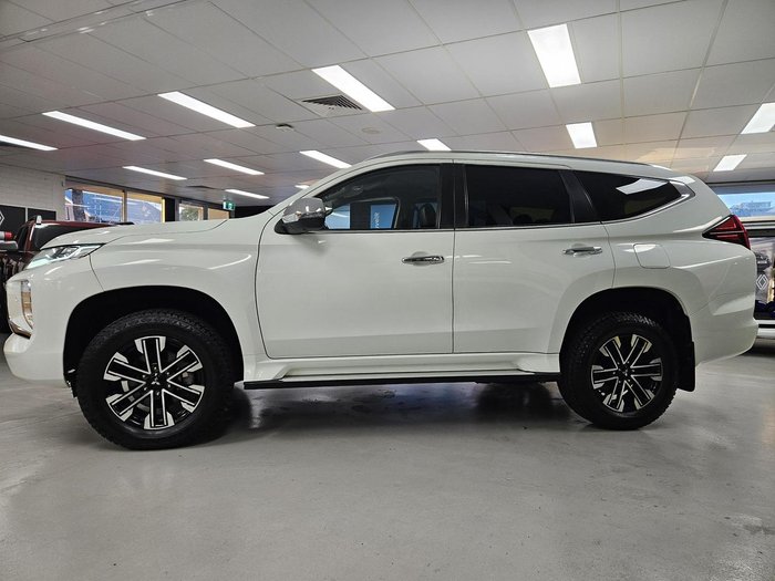 2021 Mitsubishi Pajero Sport Exceed