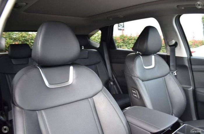 2026 Hyundai Tucson Hybrid Premium