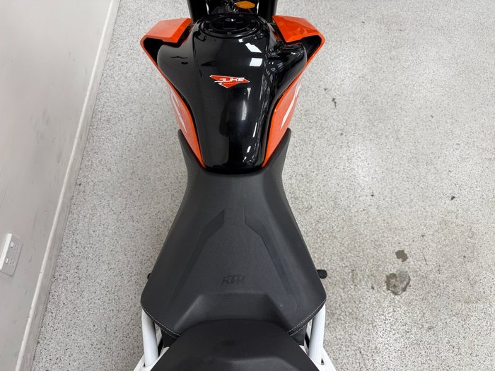 2020 Ktm 390 DUKE Orange