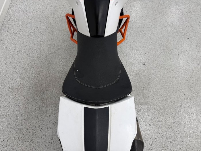2013 Ktm 690 DUKE White