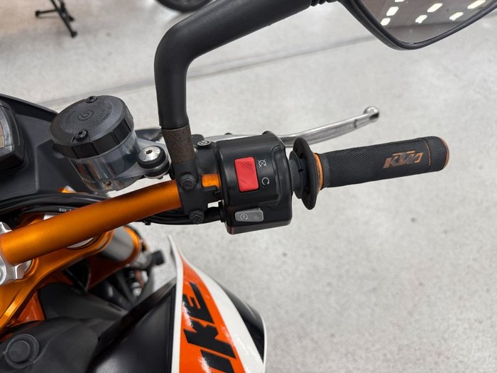 2013 Ktm 690 DUKE White