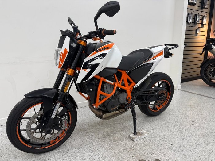 2013 Ktm 690 DUKE White