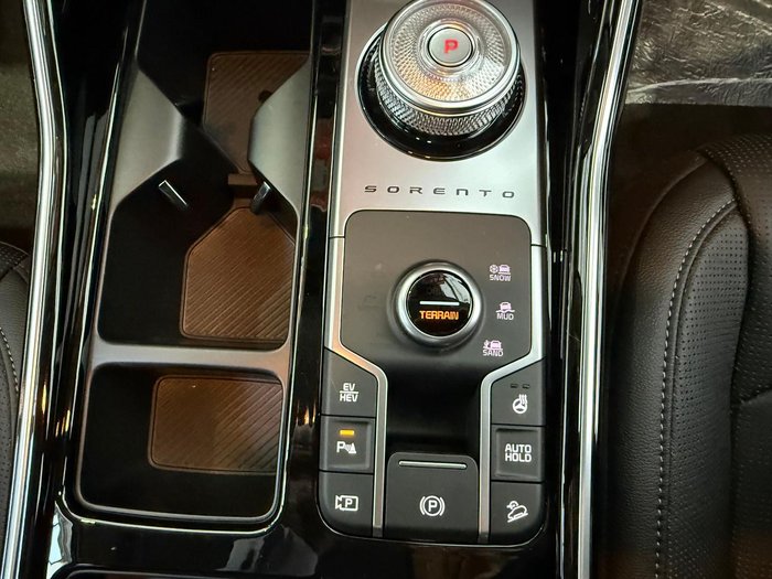 2025 Kia Sorento HEV Sport+