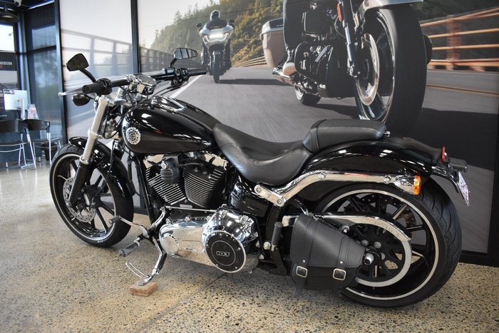 2014 HARLEY-DAVIDSON BREAKOUT
