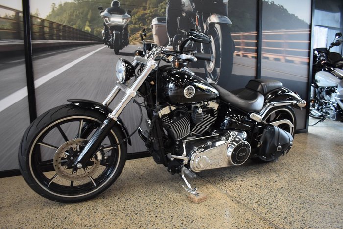 2014 HARLEY-DAVIDSON BREAKOUT